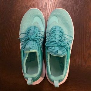 Women’s Blue Teal Nike Running Shoes